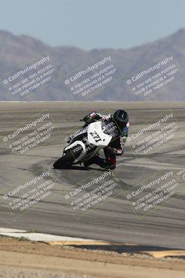 media/Oct-02-2025-Racers Edge (Thu) [[2c91cb6ab3]]/2-A Group/Session 5-Turn 12 (130pm)/